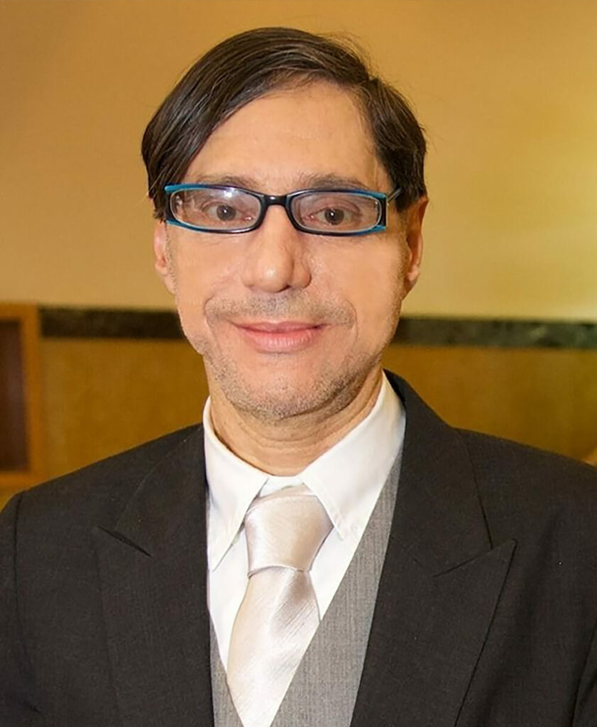 Fábio Sanches Molina, Mestre em Ciências Contábeis pela PUC/SP